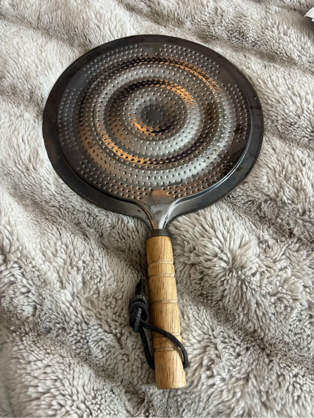 Vintage Metal Diffuser Splatter Screen with Wooden Handle
